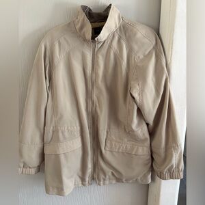 Women’s Gallery Light Beige Zip-Front Shirt Jacket